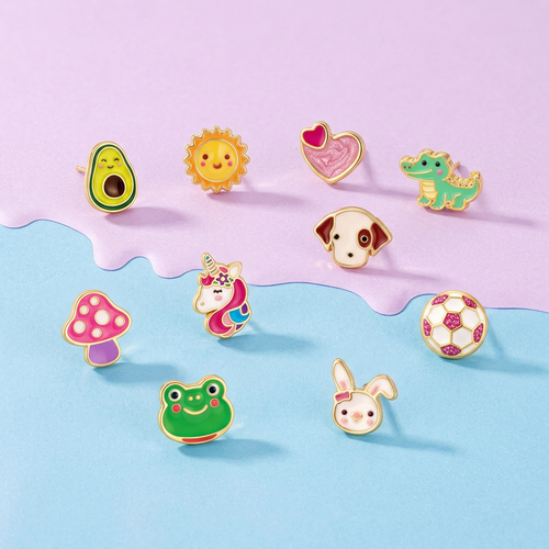 100+ Characters. One for Every Girl.